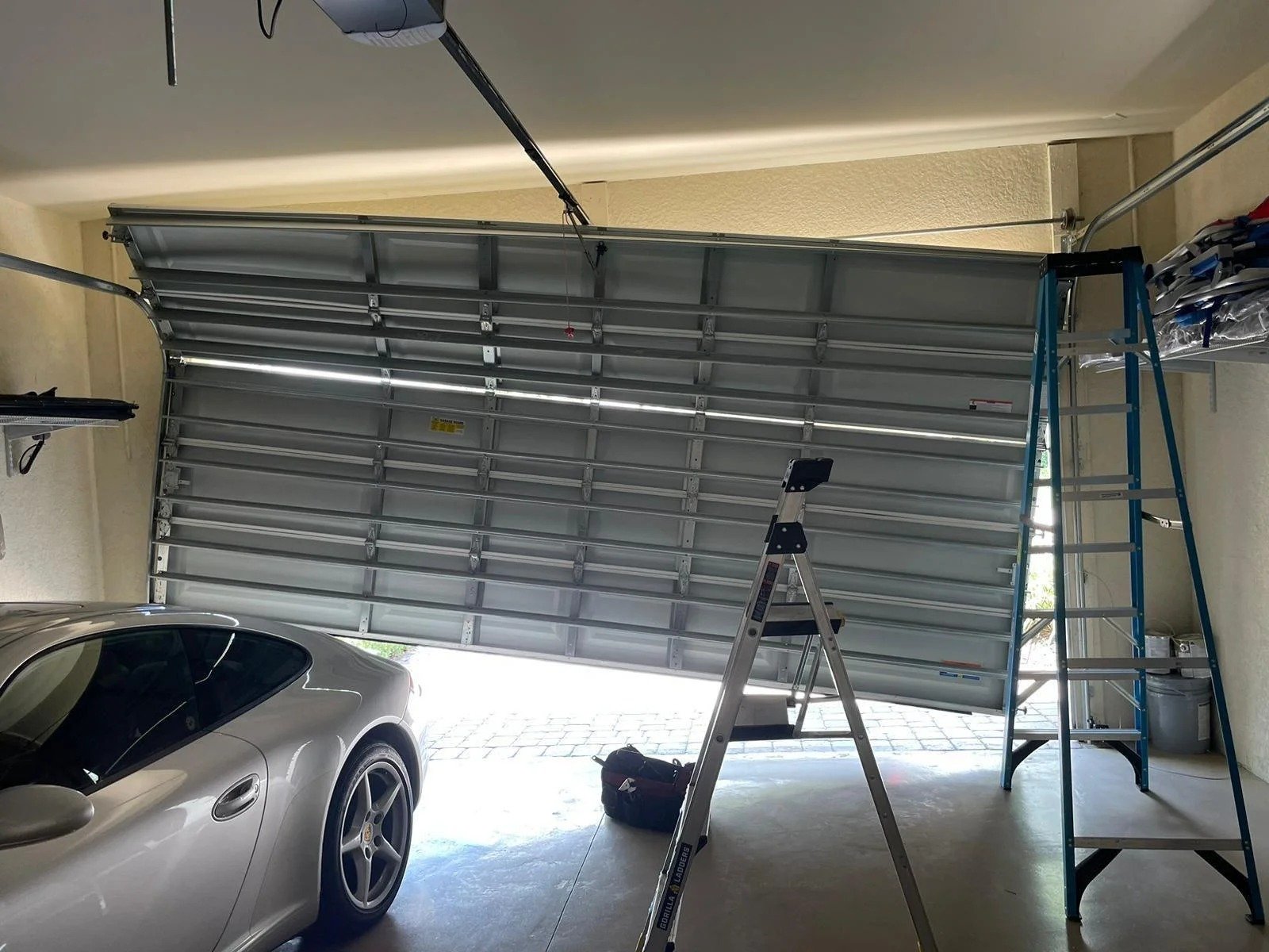 Off track garage door repair St. Petersburg